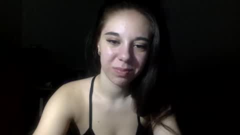 Snapshot of angle_cute05 chatting on 18, 5, 2026 Angel Cute online show from 18, 5, 2026
