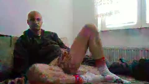 Snapshot of anhel187 chatting on 3, 10, 2025 anhel187 online show from 3, 10, 2025