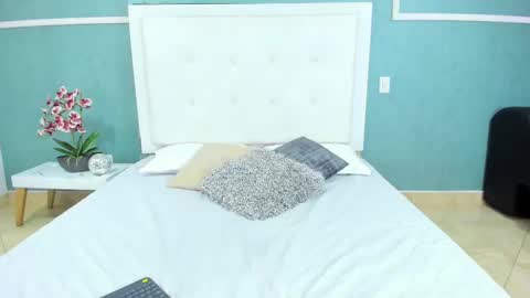 Ania online show from 4, 2, 2025