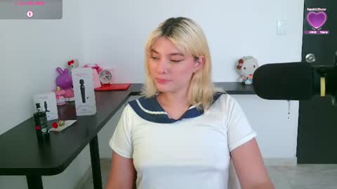 Snapshot of ania_mml chatting on 20, 6, 2026 Ania online show from 20, 6, 2026