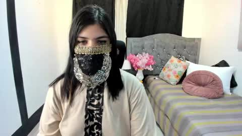 Anissa online show from 15, 4, 2026