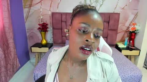 anisha_zambrano online show from 14, 1, 2026