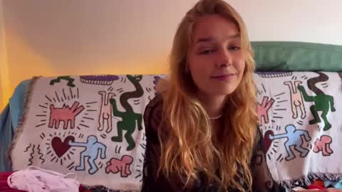 anita__hills online show from 25, 2, 2025