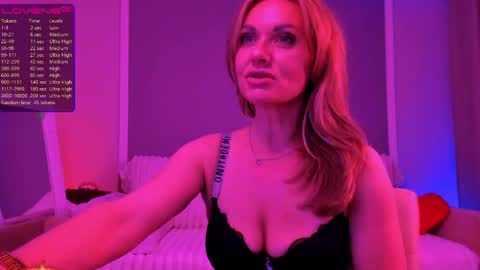 Snapshot of anita_forever chatting on 30, 5, 2026 Anita online show from 30, 5, 2026