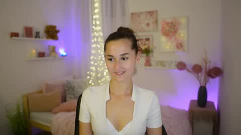 Anita Grey online show from 9, 9, 2025