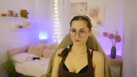 Anita Grey online show from 2, 12, 2025