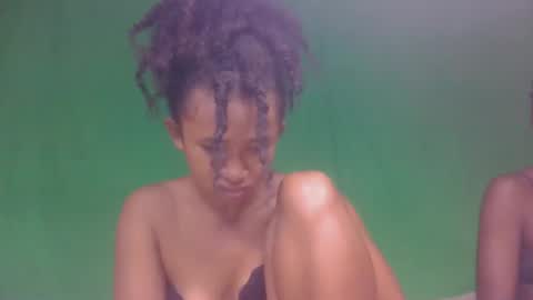 Snapshot of anitaazzh chatting on 28, 5, 2026 anitaazzh online show from 28, 5, 2026