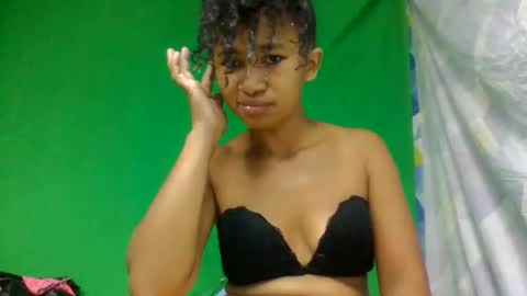 Snapshot of anitaazzh chatting on 1, 6, 2026 anitaazzh online show from 1, 6, 2026