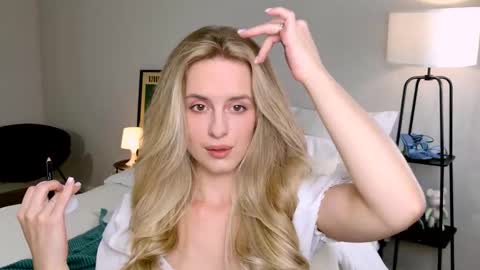 Anita online show from 21, 9, 2025