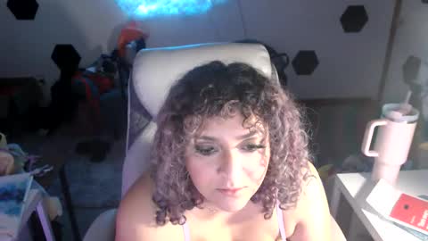 Snapshot of anitaxvalentina chatting on 18, 4, 2026 Anita Valentina online show from 18, 4, 2026