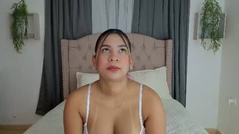 Snapshot of anittafoxx chatting on 2, 7, 2026 anittafoxx online show from 2, 7, 2026
