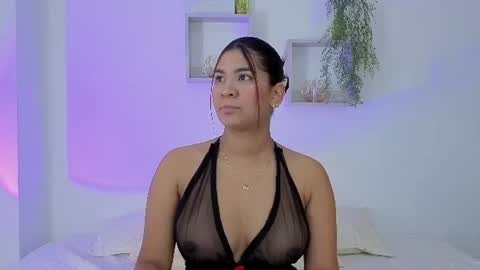 Snapshot of anittafoxx chatting on 25, 7, 2026 anittafoxx online show from 25, 7, 2026