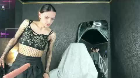 Snapshot of anjella_botton chatting on 14, 6, 2026 Angel online show from 14, 6, 2026