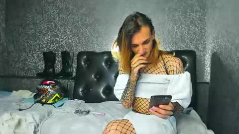 Snapshot of anjella_botton chatting on 1, 8, 2026 Angel online show from 1, 8, 2026