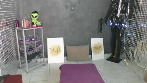 Hello My name is NaiaraPv is OPEN online show from 26, 3, 2026