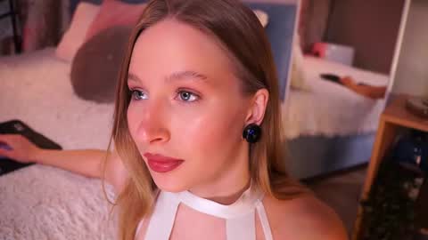 Ann online show from 28, 9, 2025