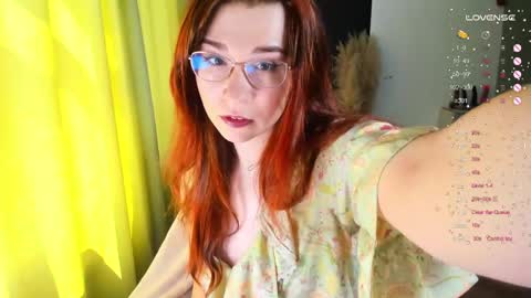 Snapshot of ann_couette chatting on 25, 5, 2026 Im Ann welcome in my room PVT is open online show from 25, 5, 2026