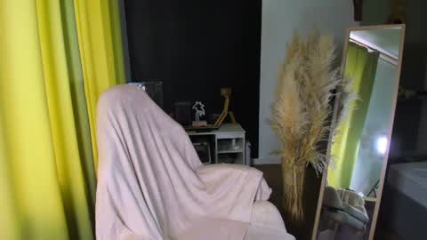 Im Ann welcome in my room PVT is open online show from 22, 7, 2026