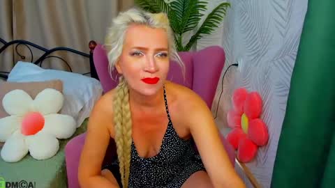 Luna Lady online show from 2, 6, 2026