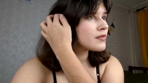 Snapshot of anna_in_wonderworld chatting on 8, 1, 2025 Annanext stream 3th of Dec online show from 8, 1, 2025