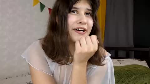 Snapshot of anna_in_wonderworld chatting on 28, 1, 2025 Annanext stream 3th of Dec online show from 28, 1, 2025