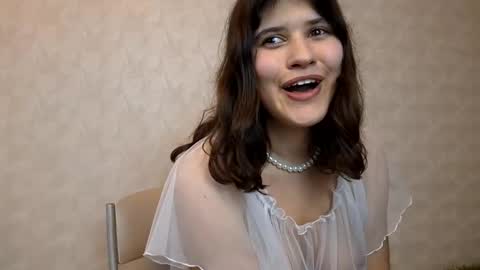 Snapshot of anna_in_wonderworld chatting on 17, 2, 2025 Annanext stream 3th of Dec online show from 17, 2, 2025