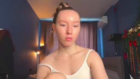 Snapshot of anna_kare chatting on 13, 4, 2026 Anna online show from 13, 4, 2026