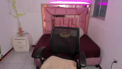 ANNA online show from 18, 4, 2026