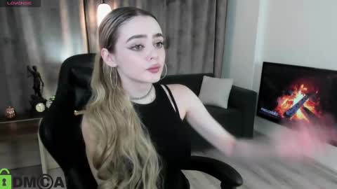 Snapshot of anna_nickol chatting on 11, 12, 2024 Anna online show from 11, 12, 2024