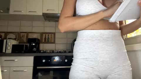 anna_nobel online show from 4, 11, 2025