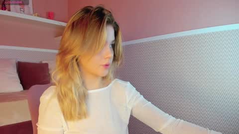 Snapshot of anna_robinson chatting on 10, 1, 2025 Anna online show from 10, 1, 2025