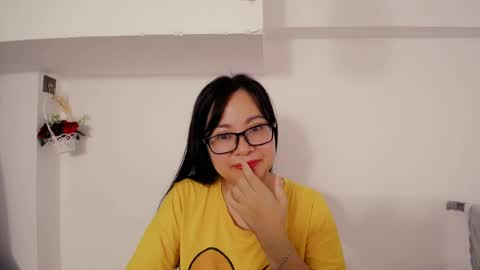 anna_xyz online show from 4, 7, 2026