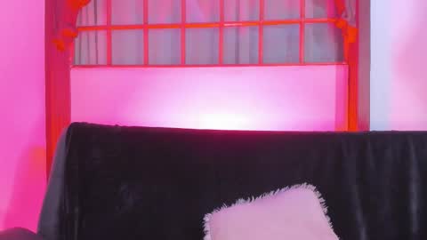 Snapshot of annaa__ chatting on 4, 12, 2025 annaa__ online show from 4, 12, 2025