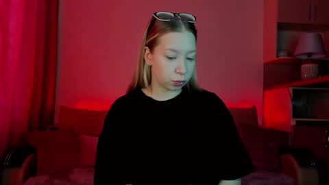 Snapshot of annabelle_art chatting on 23, 2, 2025 Annabelle online show from 23, 2, 2025