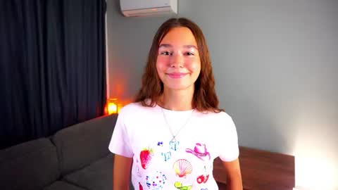 Snapshot of annabellecroft chatting on 30, 7, 2026 Chiara online show from 30, 7, 2026