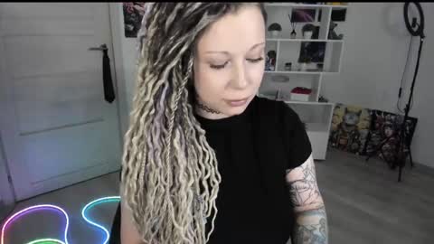 Anna online show from 28, 4, 2026