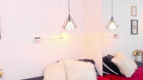 Anna Rosse online show from 13, 4, 2026