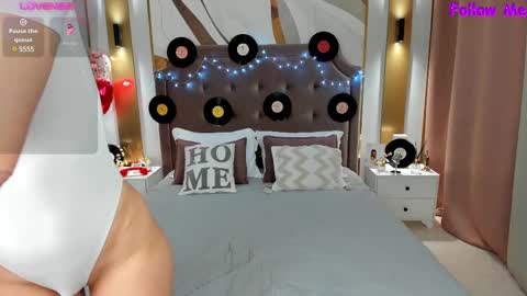 Anna online show from 6, 3, 2025