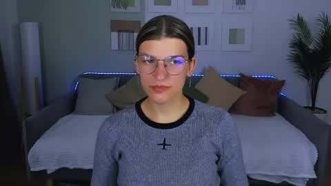 Im Anna online show from 8, 6, 2026