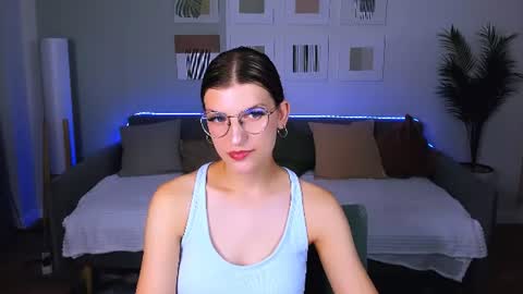 Im Anna online show from 15, 6, 2026
