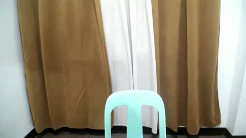 anne_chanelx online show from 27, 11, 2025