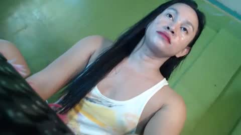anne_hotaway online show from 31, 5, 2026