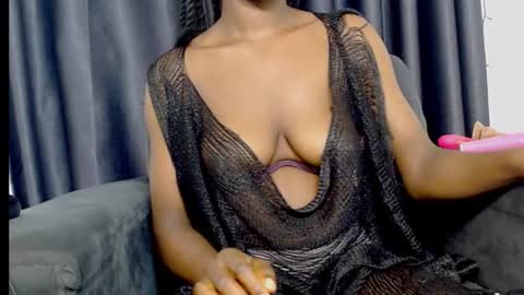 Snapshot of anne_xxxx chatting on 28, 9, 2025 ann online show from 28, 9, 2025