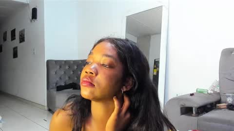 Annie  online show from 18, 2, 2025