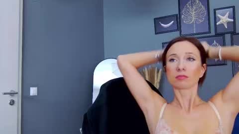 Anne online show from 29, 9, 2025