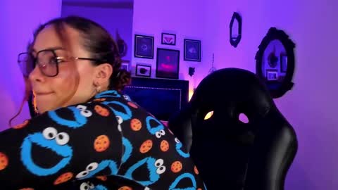 Anne  online show from 12, 2, 2025