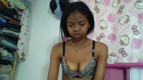 Snapshot of annica86 chatting on 24, 7, 2026 annica86 online show from 24, 7, 2026