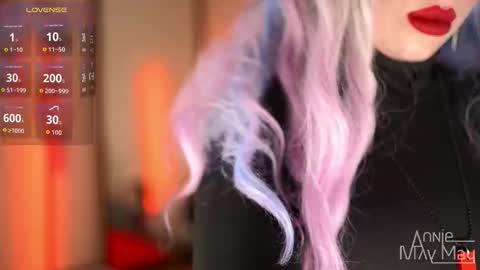 Annie May   online show from 17, 10, 2025