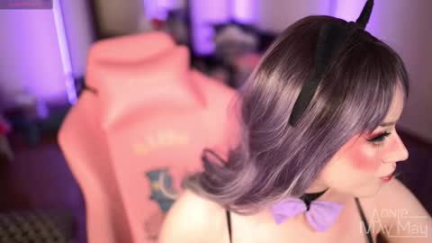 Annie May   online show from 14, 3, 2026