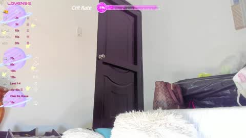 Snapshot of annie_santosx chatting on 24, 12, 2024 annie_santosx online show from 24, 12, 2024